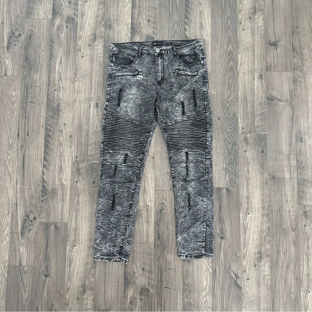 AAO Men’s Black Distressed Jeans 38x32